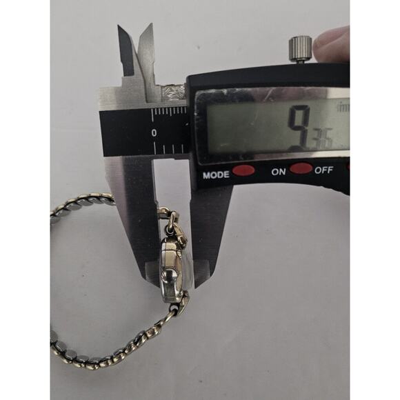 Vintage RareLadies Waltham 21 Jewel Mechanical Wind Watch 675 Caliber Runs Great - Picture 7 of 9